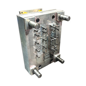 Moule d'injection personnalisé MJ-07 à cavités multiples en acier 718H, arrangement vertical pour pièces en plastique moulées - Product Image 1