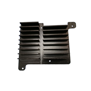 Dissipateur thermique en <span class=keywords><strong>aluminium</strong></span> anodisé noir en forme de <span class=keywords><strong>U</strong></span> pour montage sur circuit imprimé, avec services de pliage et de découpe pour la décoration - Product Image 6