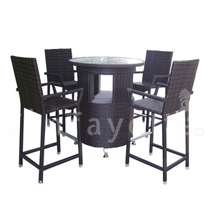 Mobilier d'extérieur Beach Party Decoration Meubles sur mesure Table haute avec <span class=keywords><strong>4</strong></span> tabourets de <span class=keywords><strong>bar</strong></span> <span class=keywords><strong>Chaises</strong></span> à dossier haut - Product Image 1