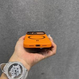 Nueva Funda para Teléfono 17 Pro Max, Funda Rígida Mate, Diseño Liso Magnético, Estilo <span class=keywords><strong>de</strong></span> Alta Gama para Hombre - Product Image 4