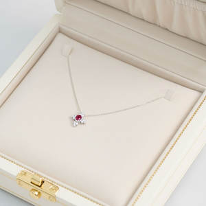 Nuevo Collar con Colgante de Oro Blanco Sólido de 18K, Estilo Clasicismo Europeo, con Rubí Ovalado Rojo Intenso y Diamantes Naturales para Mujer - Product Image 4