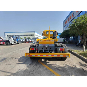 Camion à bras articulé ISUZU GIGA 4x2 15 tonnes, camion à bras de ramassage des ordures, camion de transport de déchets, bras hydraulique de levage, camion de collecte des déchets - Product Image 5