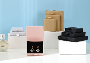 Özel Tasarım Geri Dönüştürülebilir Pembe Çekmeceli Mücevher Kutusu, Sünger Astarlı, Mıknatıslı Kapaklı, Yüzük ve Küpeler için Karton Ambalaj - Product Image 6