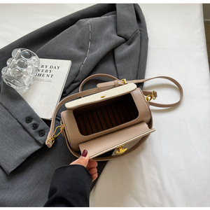 Borse a Tracolla da Donna con Design a Scatola, Borsa Vintage con Tracolla Lunga, Borsa a Spalla - Product Image 3