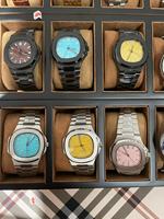 Reloj Automático de Lujo para Hombre en Acero Inoxidable, Caja Cuadrada, Resistente al Agua 5 ATM con Movimiento Seiko y Pantalla de Esfera Analógica