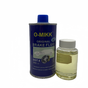 Liquido <span class=keywords><strong>Freni</strong></span> Professionale <span class=keywords><strong>DOT</strong></span> <span class=keywords><strong>4</strong></span> 250ml per Sistemi Frenanti e Frizione Automobilistici - Product Image 3