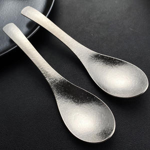 Cuillère en titane pur, design fleur de glace cristallisée, légère, portable, cuillère de voyage, couleur unie, pour adultes - Product Image 3