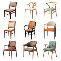 Fauteuil de salle à manger traditionnel en pin massif sur mesure pour les intérieurs de restaurants, d'hôtels et d'appartements