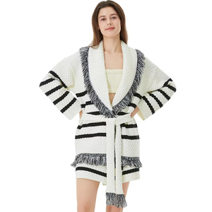 <span class=keywords><strong>Cardigan</strong></span> Invernale da Donna, Nuovo Design Personalizzato, Stile Vintage a Righe Bianche e Nere, Misto <span class=keywords><strong>Lana</strong></span> con Frange Bohémien - Product Image 1