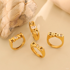 Anillo de Sello con Letra de Circonia, Chapado en Oro de 18K, Impermeable, con el Alfabeto de Moda, MOM, SIS, BRO, DAD, Anillo de Acero Inoxidable, Tendencia para Mujer - Product Image 5