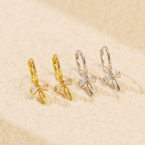 أقراط حلقية ذهبية/فضة جميلة من الذهب/الفضة - Product Image 1