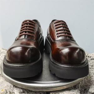 Baskets de course personnalisées pour hommes à lacets, lumineuses, respirantes, en maille plate, plateforme, imperméables, antidérapantes, tendance mode, séchage rapide, printemps - Product Image 2