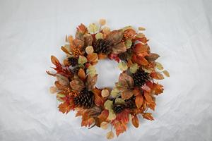 Corona de Otoño Personalizada a Bajo Precio, Decoración de Acción de Gracias, Corona Artificial de Pino de 24 Pulgadas - Product Image 3