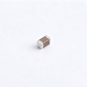 GRM188C81C106MA73D ตัวเก็บประจุเซรามิกหลายชั้น SMD MLCC ตัวเก็บประจุแบบยึดติดพื้นผิวที่น่าเชื่อถือสูง - Product Image 1