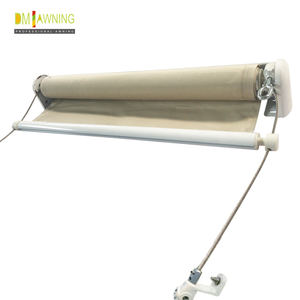 Enrollador de pantalla motorizado, guía de cable, para exteriores - Product Image 2