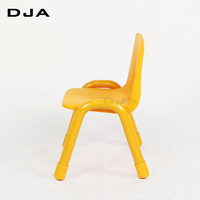 Chaise d'alimentation et de lecture en plastique pour bébés et enfants, design moderne, pour écoles primaires, gymnases, parcs, hôpitaux et utilisation en extérieur