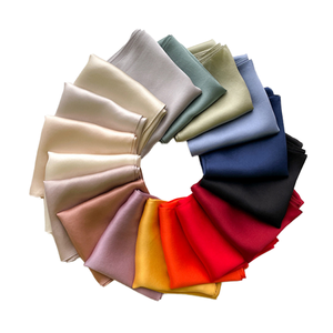 Bán buôn 53*53cm phụ nữ vuông Khăn lụa khăn choàng 100% polyester headscarf thiết kế nhiệt đới khăn choàng đầu kết thúc tốt đẹp cho phụ nữ - Product Image 3