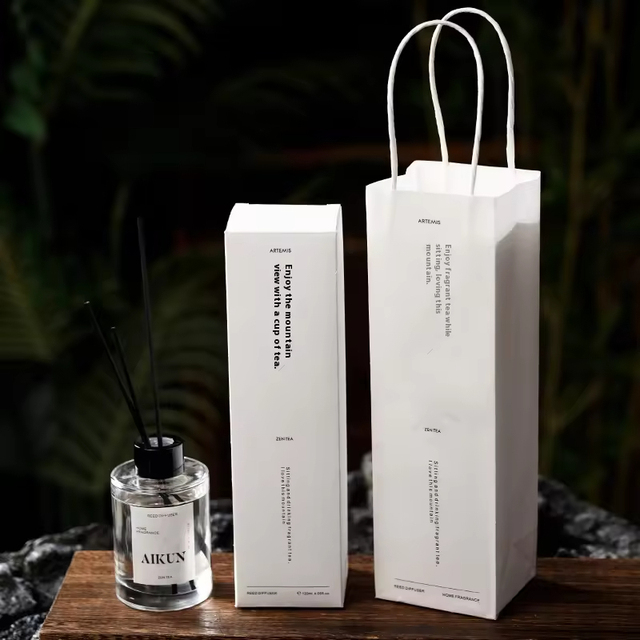 Aikun Natural Reed Diffuser Set Essential Oil Aromatherapy Diffuser for Home Fragrance Air Freshener Custom Private Label Supply