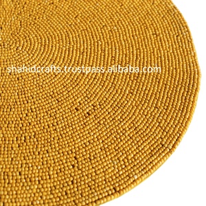 Mantel Individual Redondo Clásico de Cuentas de Vidrio Hecho a Mano, Diseño de Última Moda, Color Amarillo, 15 Pulgadas, para Uso en el Hogar y Restaurantes - Product Image 2