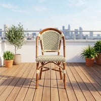 Chaise de bistrot vintage en rotin PE imperméable aspect bambou rouge français avec dossier et structure en alliage d'aluminium anti-UV pour intérieur et extérieur