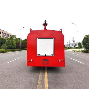 Sinotruk Howo 4x2 Tanque <span class=keywords><strong>de</strong></span> agua Camión <span class=keywords><strong>de</strong></span> <span class=keywords><strong>bomberos</strong></span> 8CBM Diesel Camión <span class=keywords><strong>de</strong></span> rescate <span class=keywords><strong>de</strong></span> lucha contra incendios para rescate forestal - Product Image 5