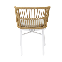Chaise de jardin en aluminium avec corde à tisser Chaises de patio empilables modernes en aluminium personnalisées au design nordique