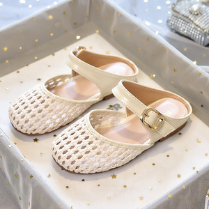 Sandales d'été à bout fermé de style français pour filles, respirantes, en cuir PU tissé, talon plat, antidérapantes, chaussures de plage pour les petites filles - Product Image 3