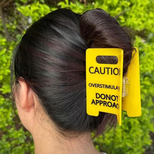 Pince à cheveux LM « Attention : Surstimulé » – Ne pas s'approcher, cheveux épais – Clips amusants en plastique jaune – Cadeau décontracté - Product Image 5