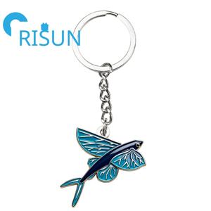 Porte-clés en métal en gros, motif poisson volant mignon de dessin animé, cadeau pour les amoureux des poissons, porte-clés personnalisé arc-en-ciel, animaux marins, vie marine, FishKeychain - Product Image 5