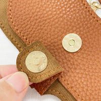 Vente en gros d'usine de haute qualité en cuir PVC personnalisé Logo Durable lunettes de soleil Pochettes pour lunettes