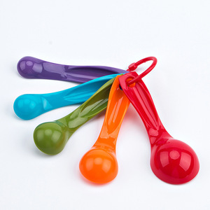 Juego de 5 cucharas medidoras de plástico coloridas para medir con precisión azúcar <span class=keywords><strong>y</strong></span> <span class=keywords><strong>harina</strong></span> en repostería - Product Image 3