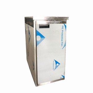 ตู้แช่เครื่องดื่มสแตนเลสสำหรับเก็บน้ำเชื่อมและโคล่า แบบตั้งพื้น รูปทรงสี่เหลี่ยมผืนผ้า ใช้ไฟ 220-240V - Product Image 5