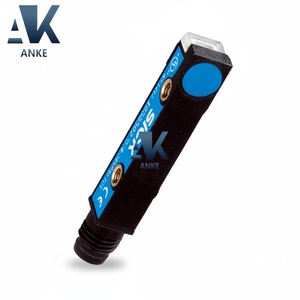 Capteur de proximité inductif PNP SICK IQ08-02BPSKR8SS03 d'origine - Product Image 1