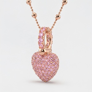 Collier pendentif cœur en argent sterling 925 plaqué or rose 18 carats avec pavé de zirconiums roses et chaîne à perles - Product Image 3