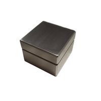 Boîte personnalisée en métal cube pour bagues de fiançailles Boîte à bijoux en métal et laiton Emballage de boîtes à bagues en aluminium brossé