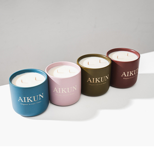 AIKUN Fabricant – Bougie en Cire de Soja Faite Main de Qualité Supérieure avec Logo Personnalisé, en Céramique, pour Parfumer la Maison et le Marché des Cadeaux - Product Image 1
