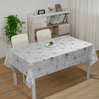 Nappe jetable rectangulaire en tissu ciré anti-taches motif floral argenté RNPT pour extérieur