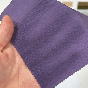 Tecido de Nylon Ripstop Xadrez de 80gsm à Prova d'Água de Qualidade para Atacado, Amostra Grátis, Tecido Jacquard em Grade para Jaquetas - Product Image 6