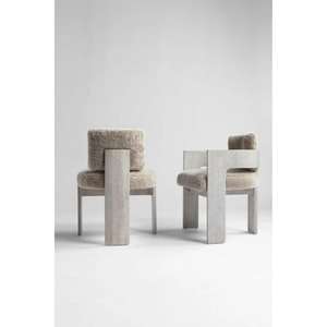 Pouf moderne tufté de qualité supérieure pour salle à manger en bois de frêne siège en mousse à ressort intérieur en tissu velours de luxe chaise d'aspect classique - Product Image 1