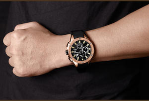 Nouvelle montre pour hommes chronographe multifonctionnel sport montre-bracelet en silicone montre à quartz pour hommes - Product Image 4