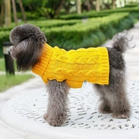 Chandail d'hiver personnalisable OEM de style classique pour chien et chat, tricot à la mode pour petits et grands chiens, tissu de printemps mignon inspiré