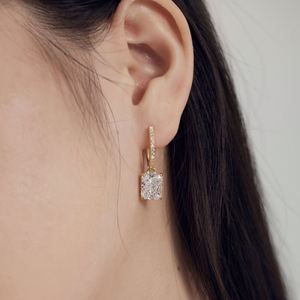 ต่างหูแบบห้อยประดับเพชรคิวบิกเซอร์โคเนียทรงกลม 8A ดีไซน์คลาสสิกจาก Dylam Charm ผลิตจากเงินแท้ 925 พร้อมตัวล็อกแบบอังกฤษ - Product Image 3