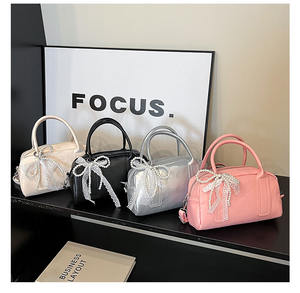 Sac à bandoulière unisexe tendance estival, style Boston, couleur unie, fermeture éclair, pliable, en PU, pour le commerce transfrontalier - Product Image 5