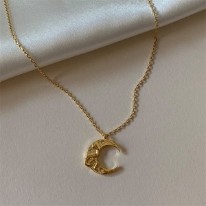 สินค้าขายดี สร้อยคอจี้รูปงู สแตนเลส ลายพระจันทร์ สำหรับผู้หญิง - Product Image 4