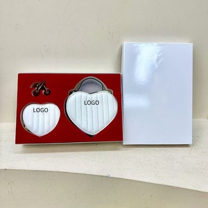 <span class=keywords><strong>Set</strong></span> Regalo di Lusso per San Valentino 2025: Borsa Firmata con Cuore e Portamonete con Cerniera per Donne - Product Image 4