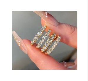 Anillos Apilables de Oro Blanco y Rosa para Mamá, Más de 100 Conjuntos de Joyería para el Día de la Madre Listos para Enviar, Envío Exprés de Fábrica en China - Product Image 1