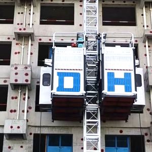 Dahan New Sc200/200 0-40m/Menit <span class=keywords><strong>Hoist</strong></span> Konstruksi Cerdas dengan Dua Kandang Kapasitas Beban Terukur 2000kg untuk Dijual - Product Image 2