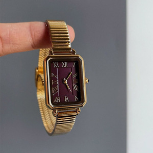<span class=keywords><strong>Orologio</strong></span> al quarzo impermeabile in lega di acciaio inossidabile Ashenu dorato con fascino antico retrò da <span class=keywords><strong>donna</strong></span> - Product Image 5