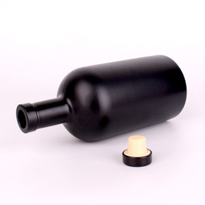 200ml 375ml 500ml 750ml 1000ml Botella De Vodka De vidrio negro mate vacía Botella De whisky De licor redonda con boca De corcho Botella De Licor - Product Image 4