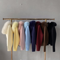 Vêtements d'extérieur chauds cardigan tricoté veste fermeture éclair vente en gros doux hiver luxe grand col en vraie fourrure de renard à capuche pull personnalisé pour femmes